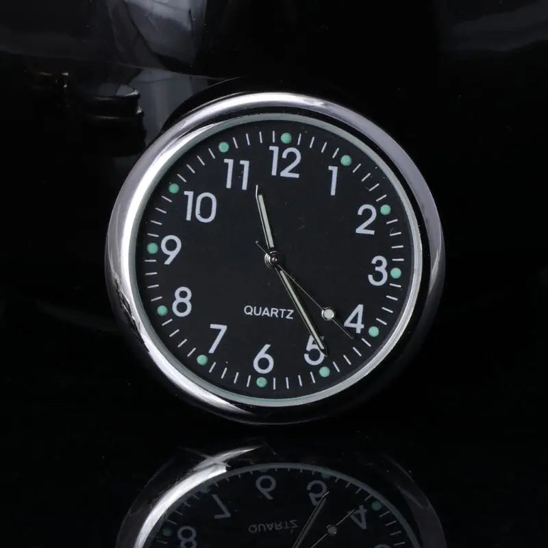 Mini horloge de voiture lumineuse Automobiles montre à coller interne mécanique horloges à Quartz ornement automatique 40/43mm Mini horloge numérique