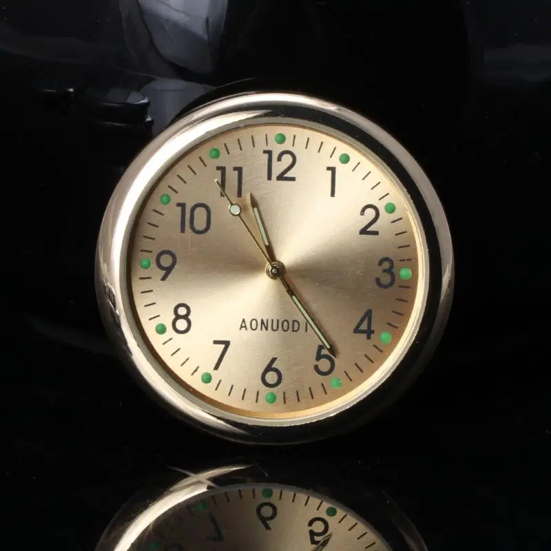 Mini horloge de voiture lumineuse Automobiles montre à coller interne mécanique horloges à Quartz ornement automatique 40/43mm Mini horloge numérique