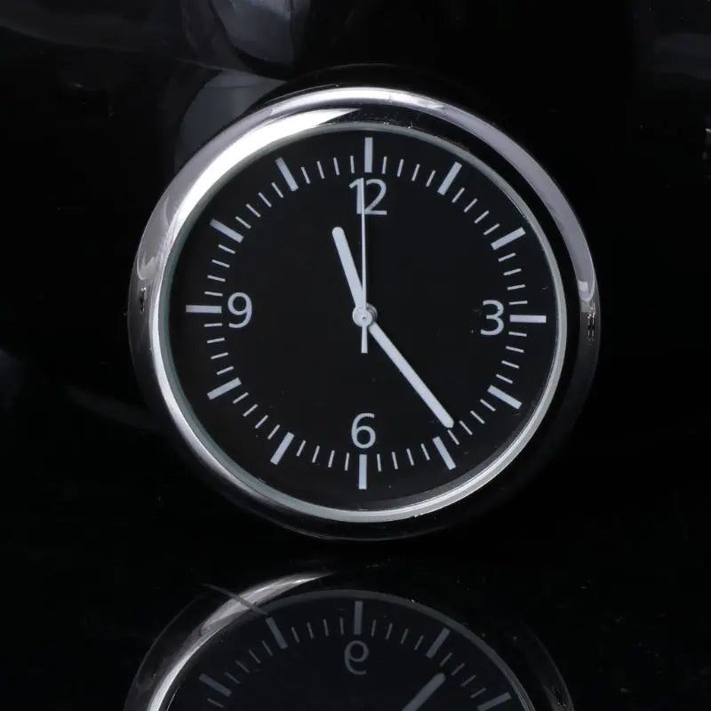 Mini horloge de voiture lumineuse Automobiles montre à coller interne mécanique horloges à Quartz ornement automatique 40/43mm Mini horloge numérique